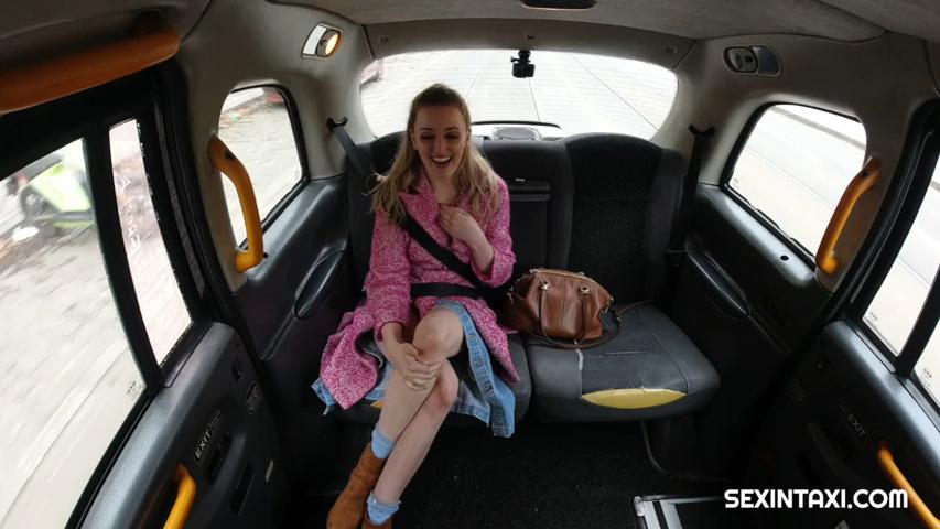 Charlie Forde’s Friendly Blowjob & Licking in Amateur Porn