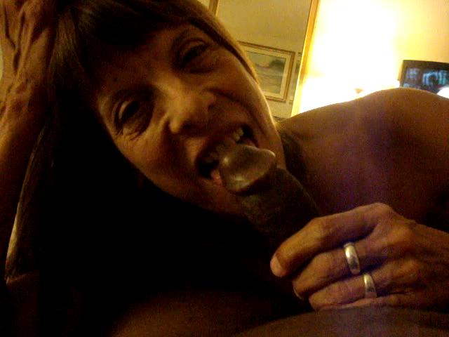 Slut Wife’s Amateur Porn: Blowjob and Cowgirl Action